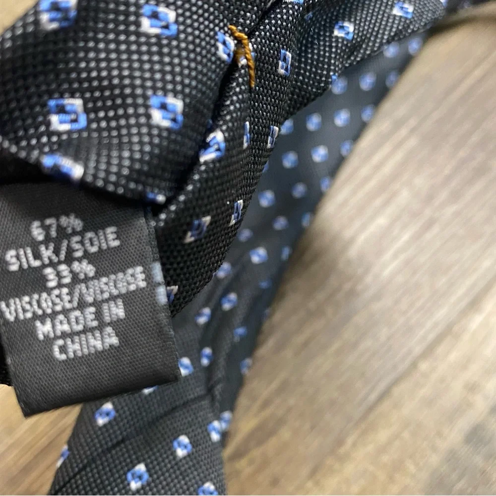 Elegant Black and Gold Men's Lot Ties Parisian Signature, QBrand, Joseph‎ Abboud